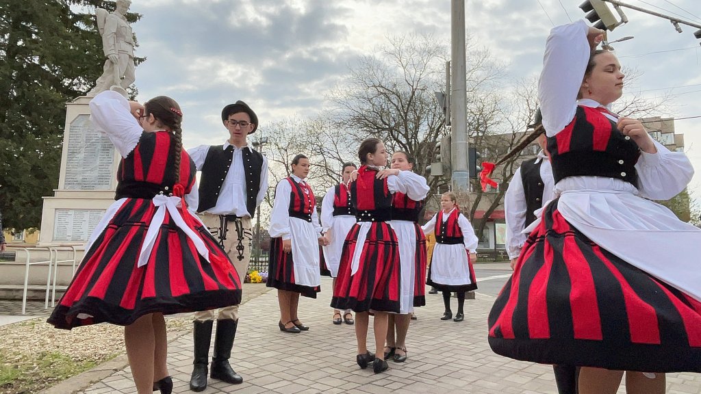 Flashmob az istentisztelet előtt06